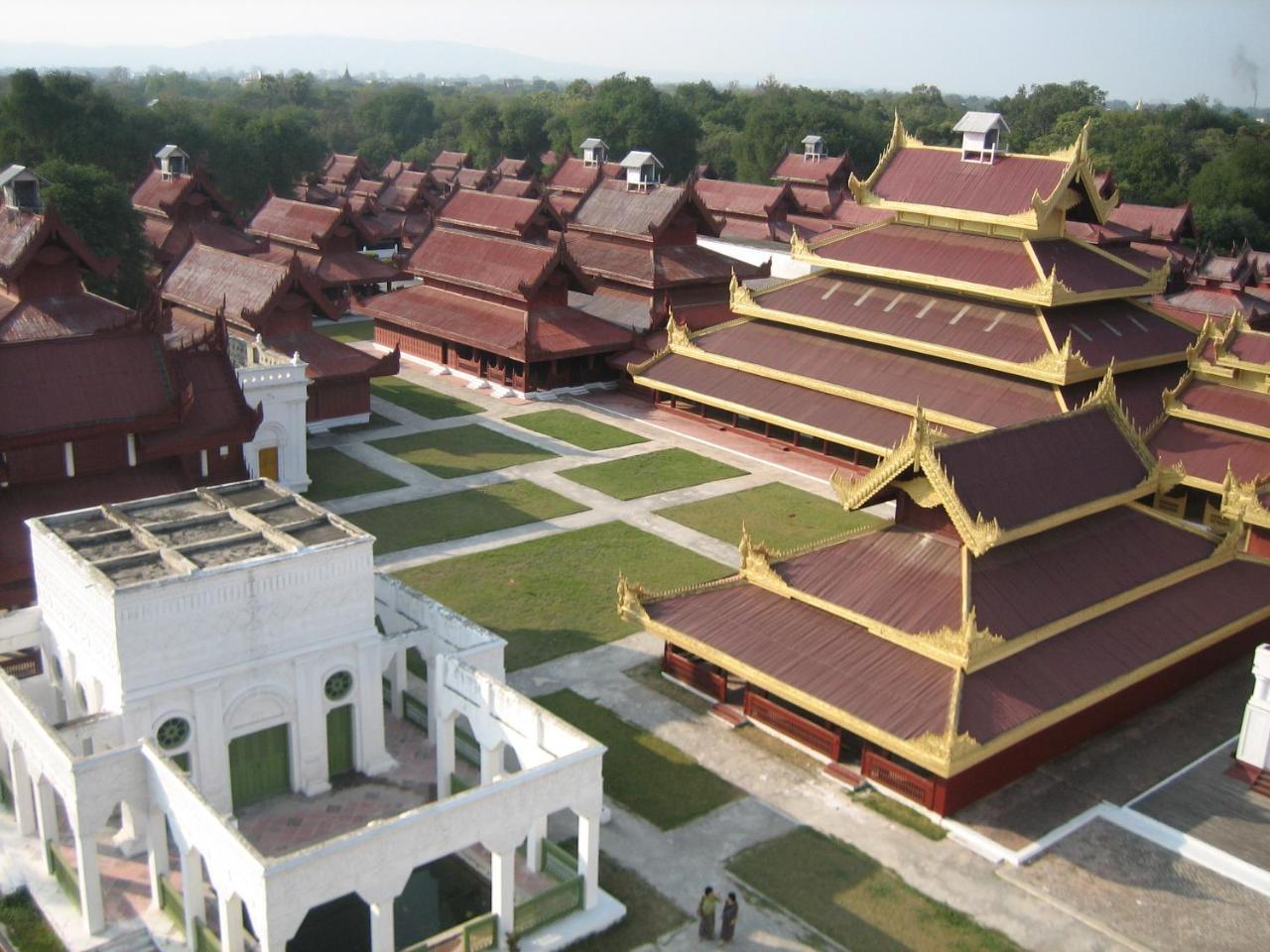 Hotel Victory Point Mandalay Exterior photo